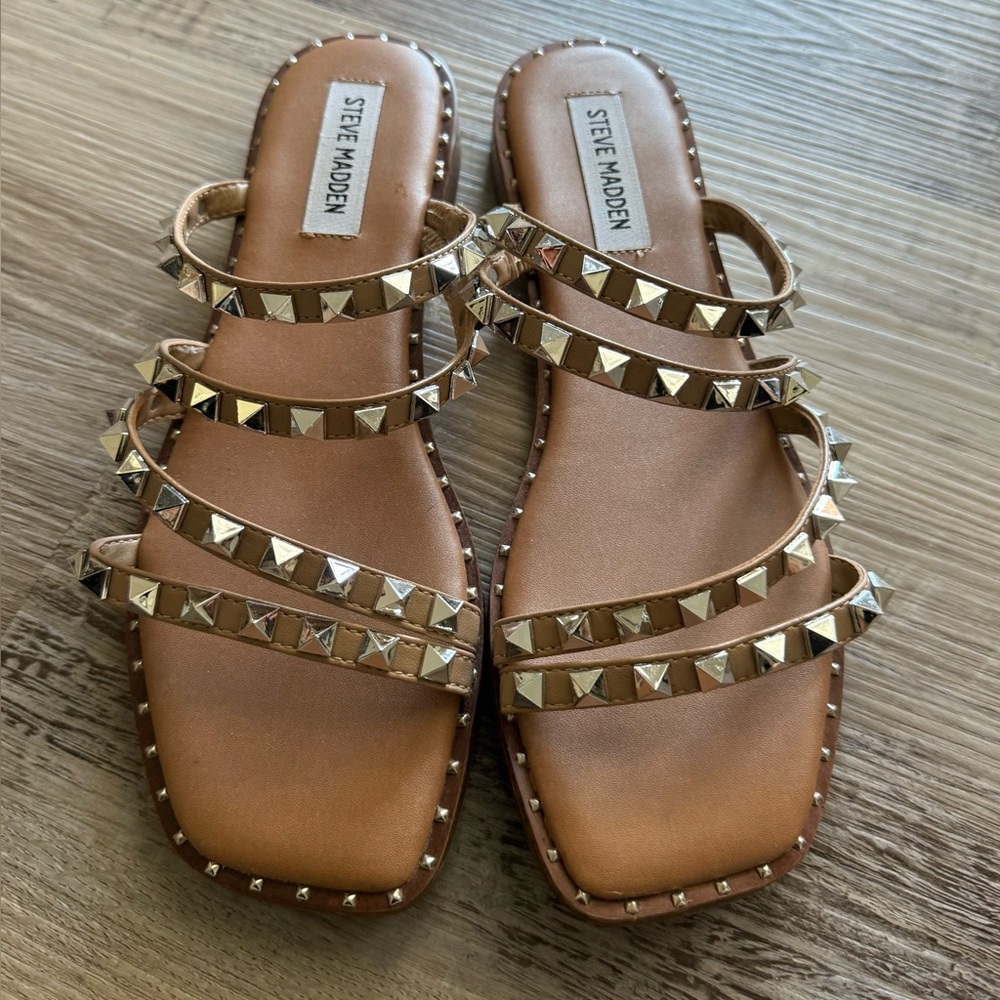 Steve Madden Tan Pyramid Studded Women's Sandals